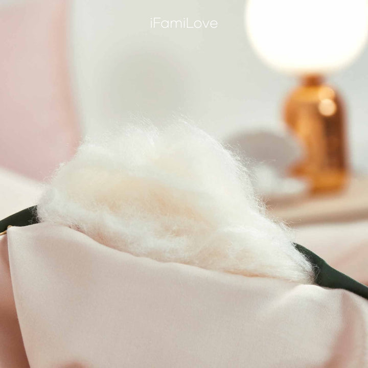 100% Silk-Filled Duvet